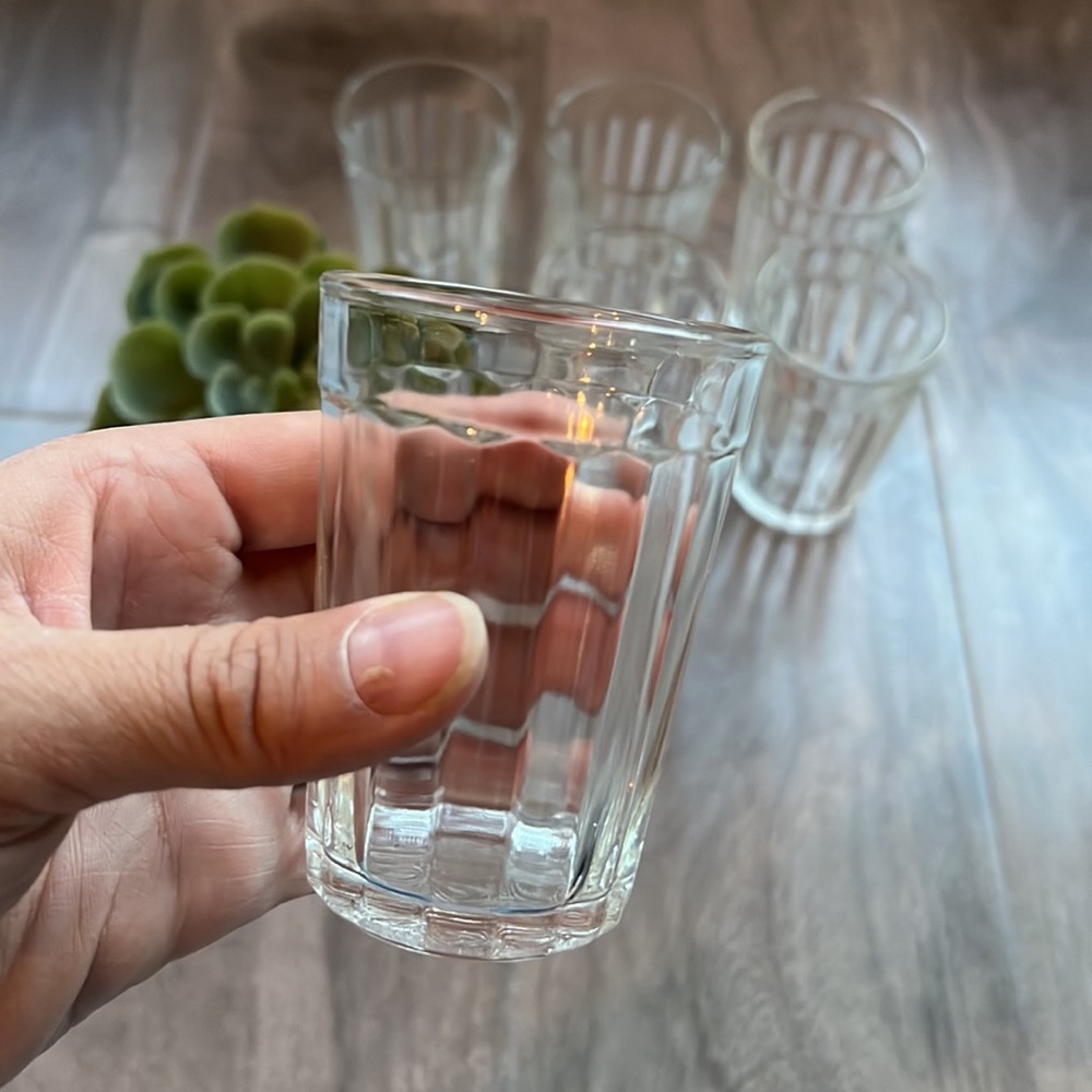VINTAGE set of 6 Dominion glass juice glasses - great for kids!